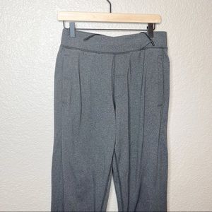 Lululemon Men's Gray Pants Size Medium